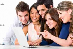 Friends with a laptop